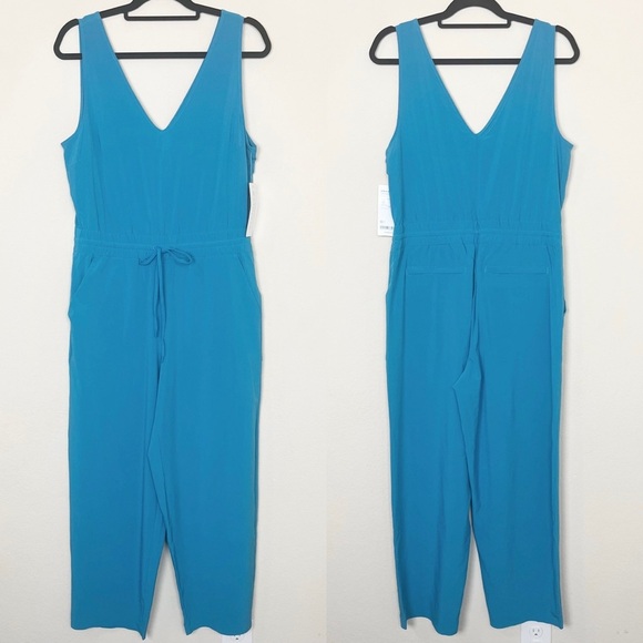 Athleta Avenue Sleeveless Jumpsuit Color Pacific Size Medium Petite - Picture 3 of 16